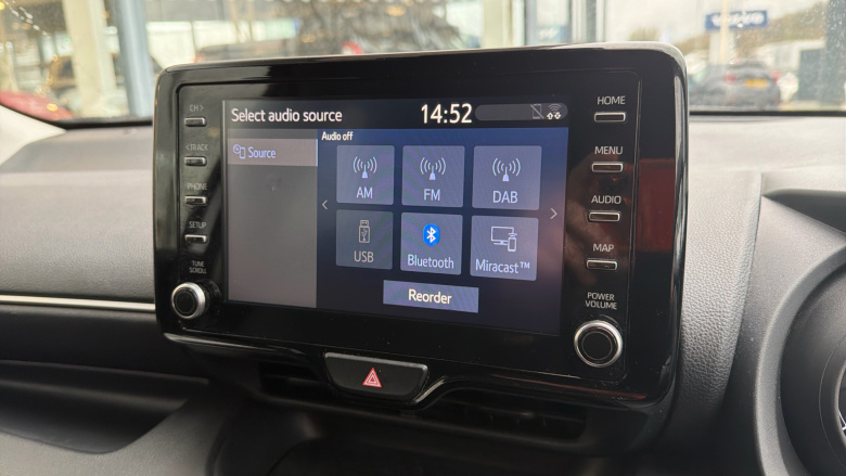 Toyota Yaris 1.5 Hybrid Design 5dr CVT Hybrid Hatchback